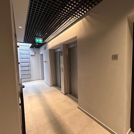 Silvia B&B Бухарест Экстерьер фото